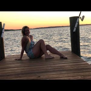 Meet your Posher, Faith